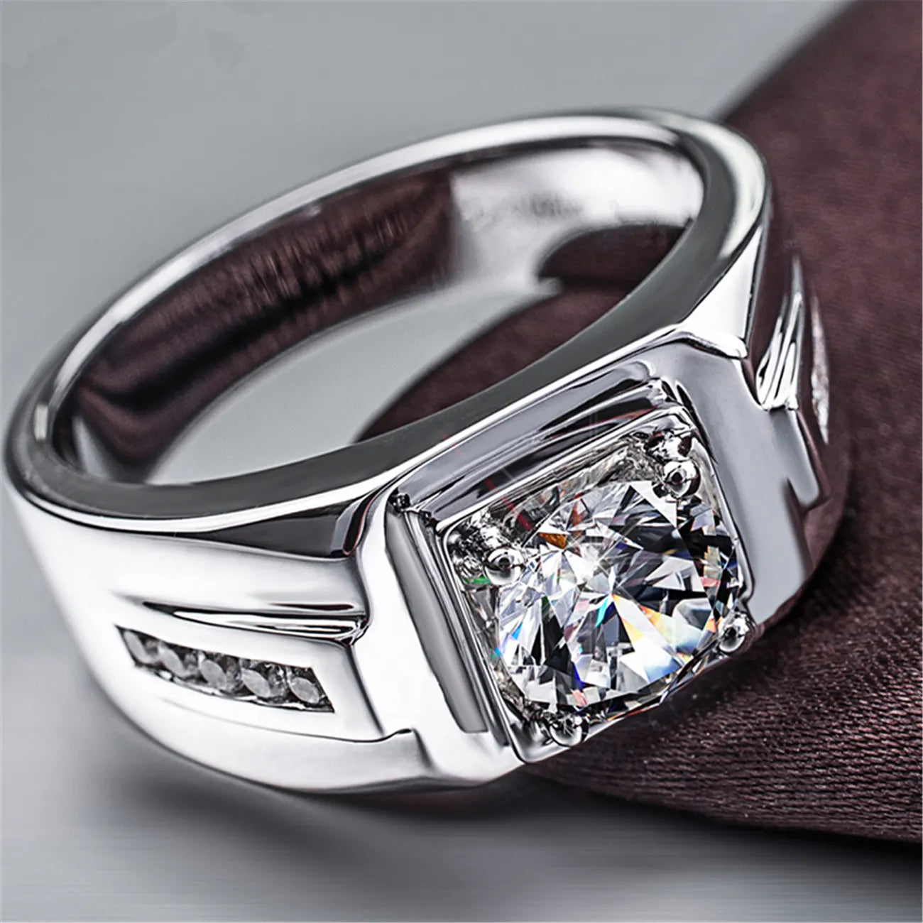 🔥🎉Luxury Geometric Moissanite Ring🎁 for Anniversary & Father's Day-OKN